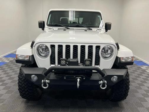 2020 Jeep Gladiator Overland