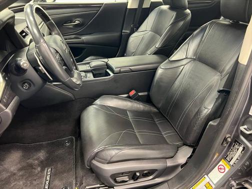 2019 Lexus ES 350 Luxury