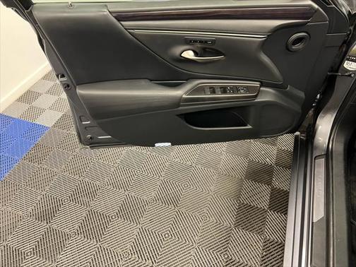 2019 Lexus ES 350 Luxury