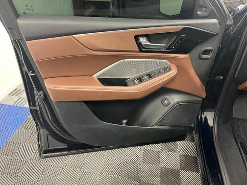 2023 Acura MDX FWD 7-Passenger w/Technology Pkg