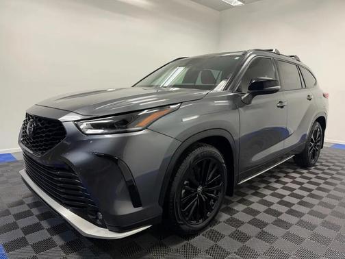 2023 Toyota Highlander XSE