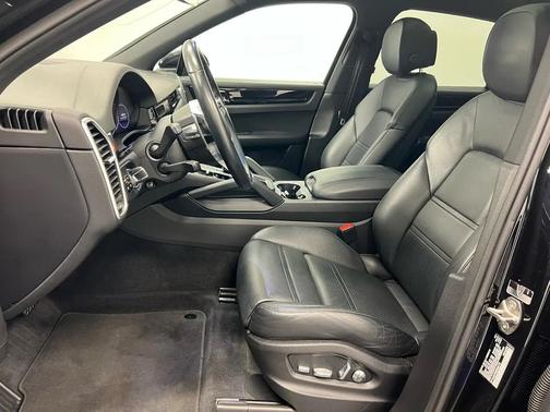 2021 Porsche Cayenne Cayenne