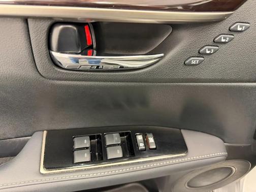 Silver 2018 Lexus ES 350 Base