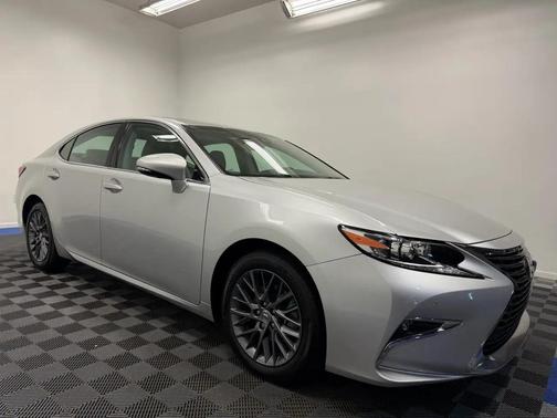 Silver 2018 Lexus ES 350 Base