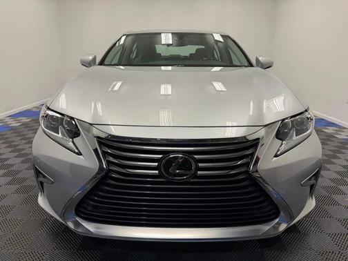 Silver 2018 Lexus ES 350 Base
