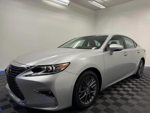 Silver 2018 Lexus ES 350 Base