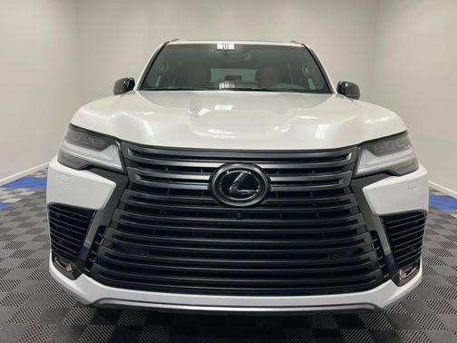 2024 Lexus LX 600 Luxury