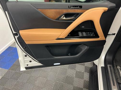 2024 Lexus LX 600 Luxury