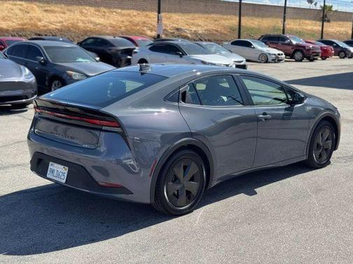 2023 Toyota Prius LE