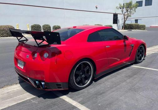 2014 Nissan GT-R Black Edition