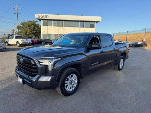 2023 Toyota Tundra SR5