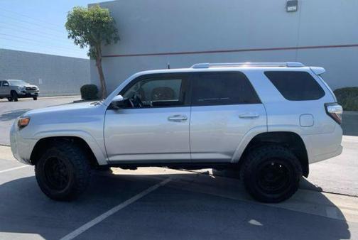 2014 Toyota 4Runner SR5 Sport