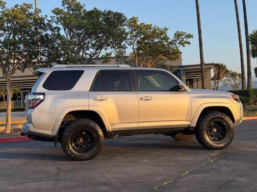 2014 Toyota 4Runner SR5 Sport