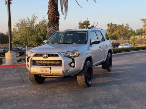 2014 Toyota 4Runner SR5 Sport