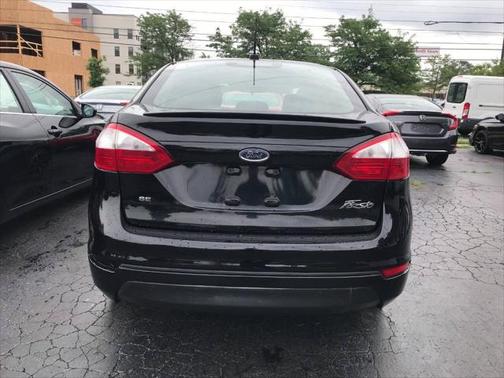 2016 Ford Fiesta SE 4dr Sedan