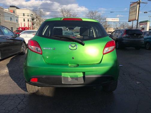 2011 Mazda Mazda2 Sport 4dr Hatchback 4A