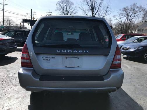 2005 Subaru Forester 2.5 X