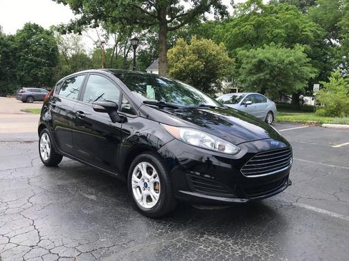 Black 2016 Ford Fiesta SE 4dr Hatchback