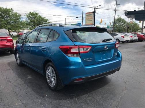 2017 Subaru Impreza 2.0i Premium
