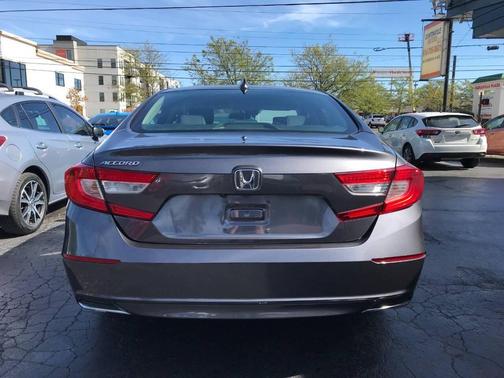 2019 Honda Accord LX 4dr Sedan