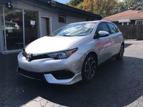 2017 Toyota Corolla iM Base