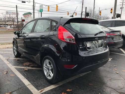 2017 Ford Fiesta SE 4dr Hatchback