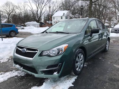 2016 Subaru Impreza 2.0i