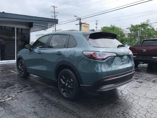 Nordic Forest Pearl Gray 2025 Honda HR-V Sport AWD 4dr Crossover
