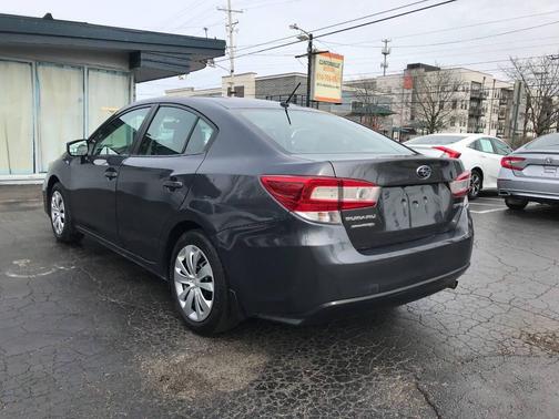 2019 Subaru Impreza 2.0i