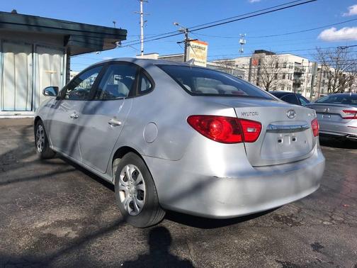 2010 Hyundai ELANTRA GLS
