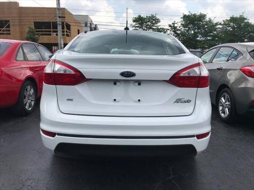 2015 Ford Fiesta SE 4dr Sedan