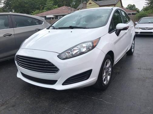 2015 Ford Fiesta SE 4dr Sedan