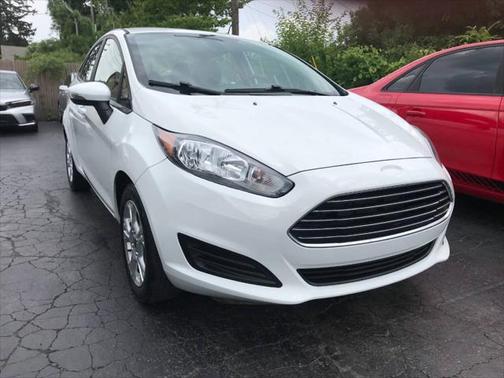 2015 Ford Fiesta SE 4dr Sedan