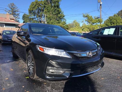 2017 Honda Accord Touring 2dr Coupe