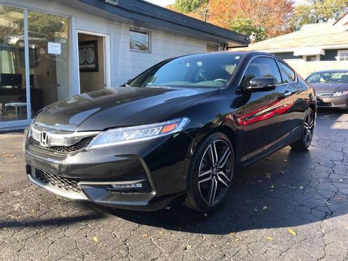 2017 Honda Accord Touring 2dr Coupe