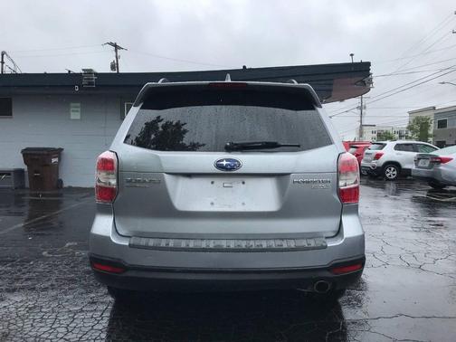 Silver 2016 Subaru Forester 2.5i Limited