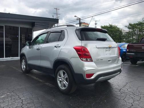 Silver 2019 Chevrolet Trax LT