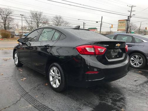 2019 Chevrolet Cruze LS