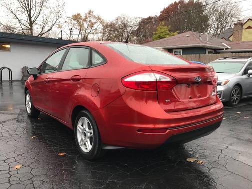 2018 Ford Fiesta SE 4dr Sedan