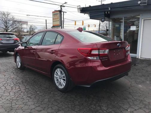 2017 Subaru Impreza 2.0i Premium