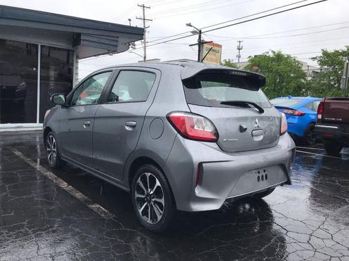 Mercury Gray Metallic 2023 Mitsubishi Mirage SE