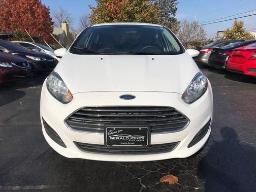 2018 Ford Fiesta SE 4dr Sedan