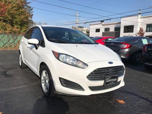 2018 Ford Fiesta SE 4dr Sedan