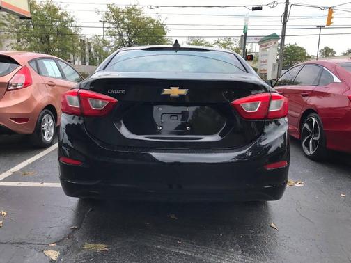 2019 Chevrolet Cruze LS