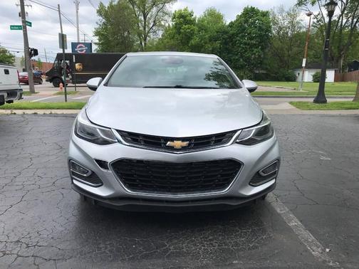 Silver 2016 Chevrolet Cruze Premier