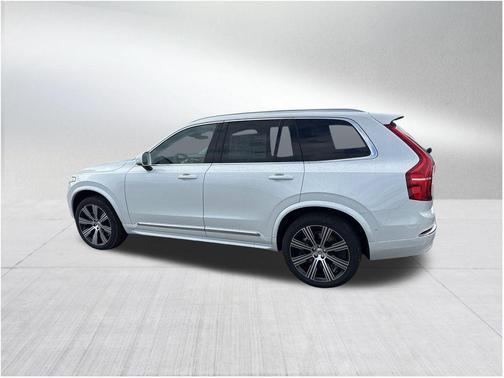 2025 Volvo XC90 B5 Ultra