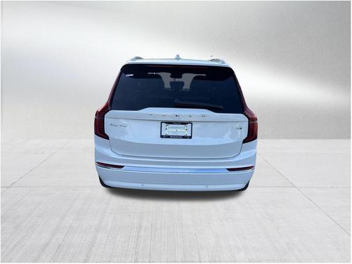 2026 Volvo XC90 Plug-In Hybrid T8 Plus 7-Seater