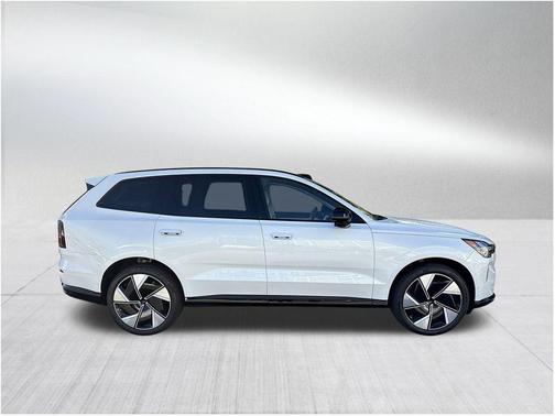2025 Volvo EX90 Twin Motor Plus