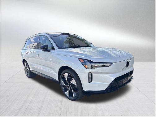 2025 Volvo EX90 Twin Motor Plus