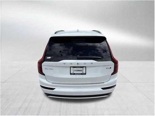 2026 Volvo XC90 B6 Ultra Dark Theme 7-Seater